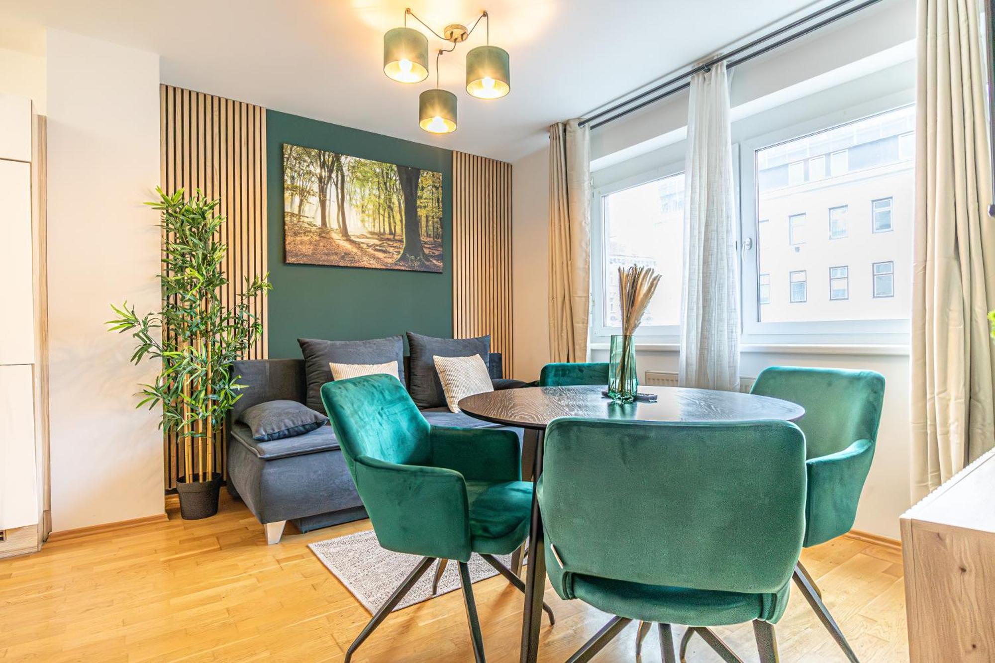 Charming 1Br, Steps From Reumannplatz U1 Viena Exterior foto